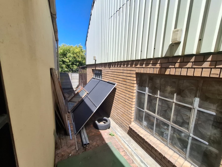 To Let commercial Property for Rent in Brackenfell Industrial Western Cape